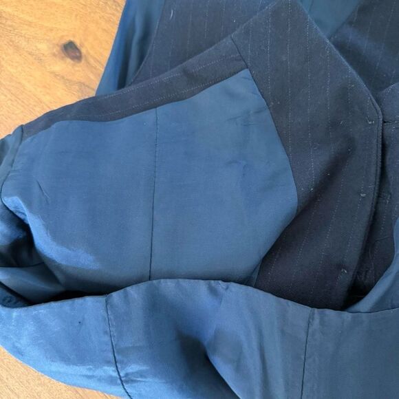 Men's vintage vest size Med. Purchased from a wardrobe set. - Picture 8 of 8